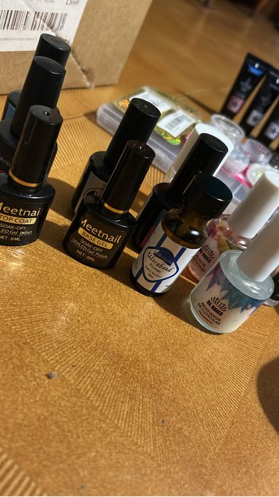 Vendo kit unhas gel POR FAVOR LER TODO O ANUNCIO!