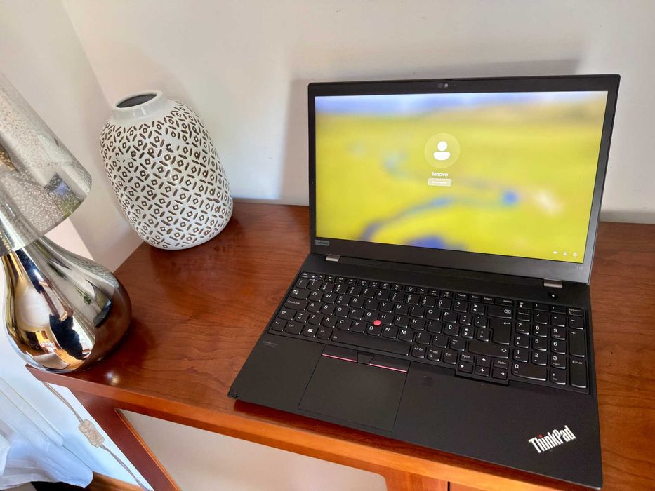 Lenovo ThinkPad T15 Gen2|15.6"FullHD-Tactil|i5-1145G7|16G Ram|Ssd 512G