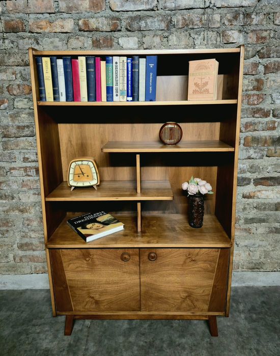 Biblioteczka vintage prl BILEA po całkowitej renowacji