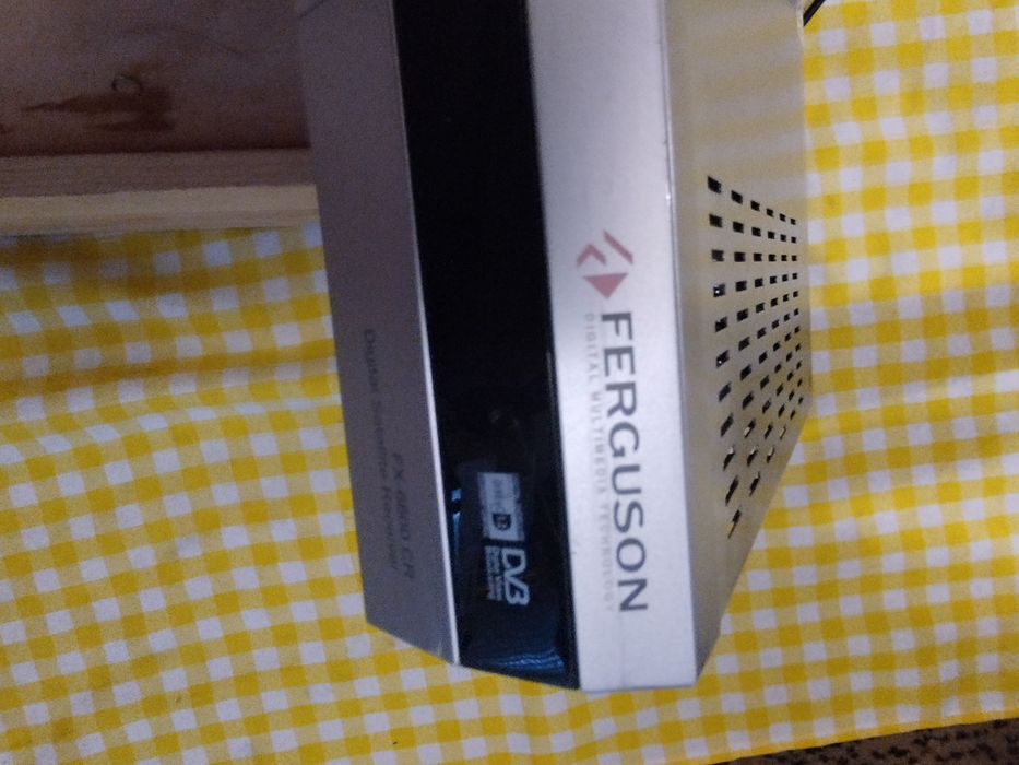 Ferguson TV na kartę