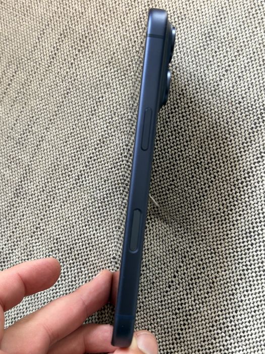 iPhone 17 Pro 256GB Deep Blue — jak nowy, bateria 100%, gwarancja Apple do 09.2027