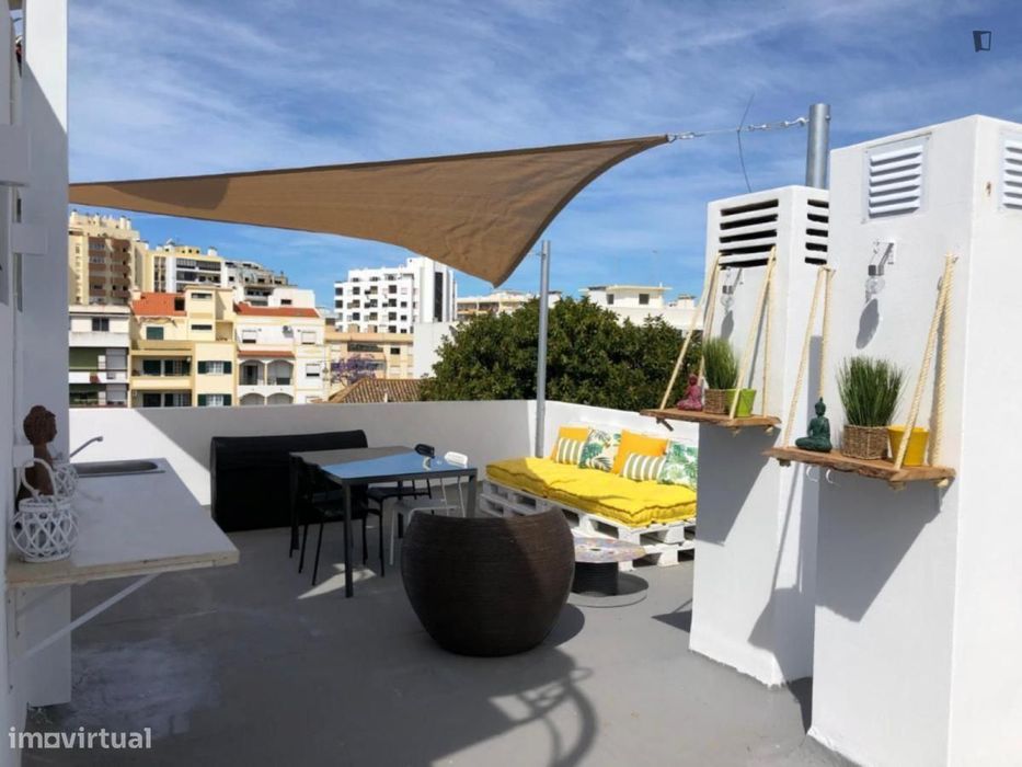 Quarto - localizado em Faro