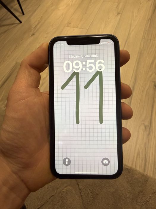 Iphone XR sprzedaje