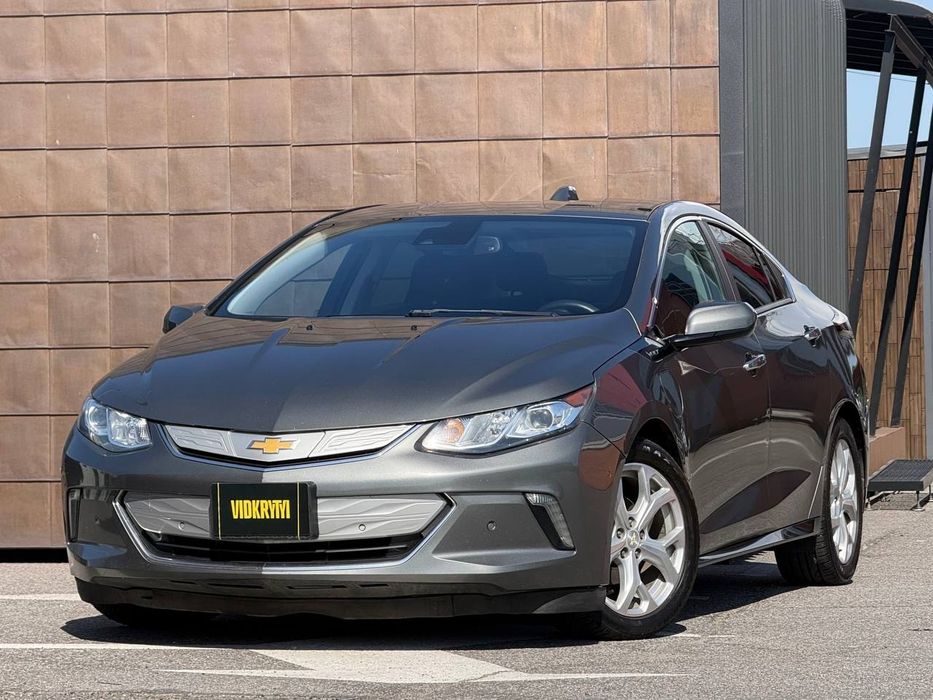 Chevrolet Volt 2016 року,1.5 plug-in hybrid, автомат, передній привід, 358