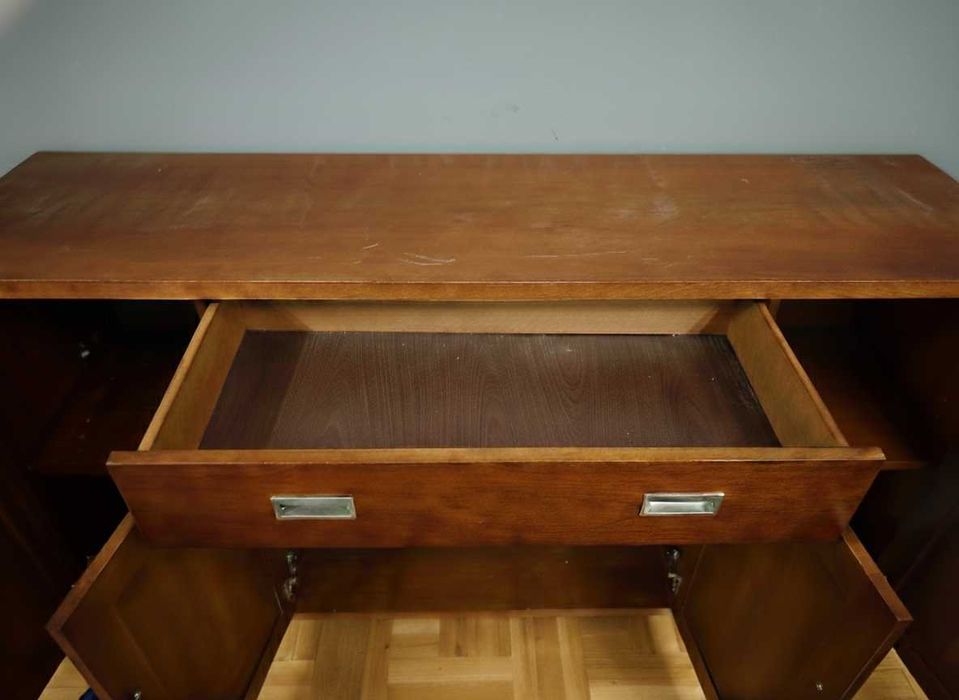 SOLIDNA komoda drewniana – wiśnia antyczna – 162cm