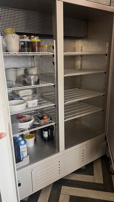 Холодильник дводверний професійний фірма Cold