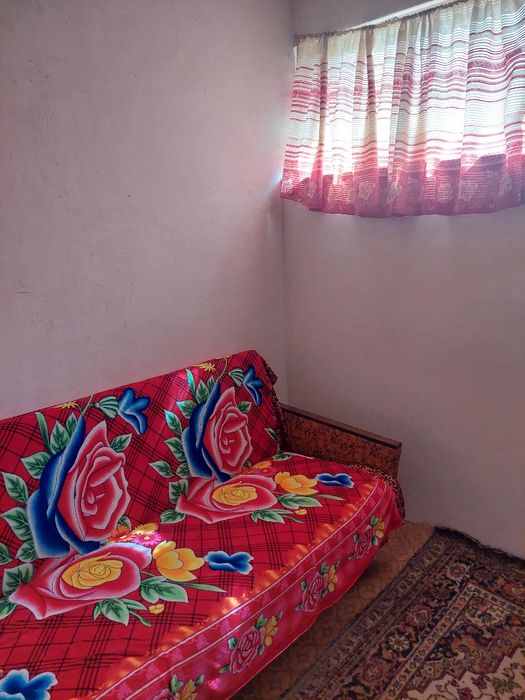 Сдам військовим комнату в частном доме.Коммун.усл.уже в цене.