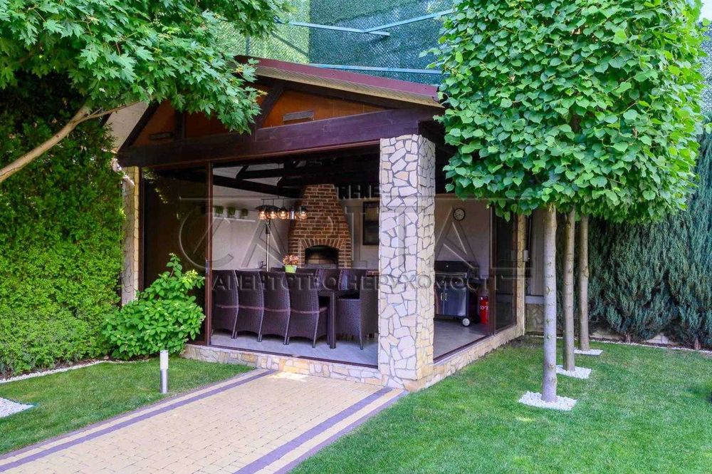 Продажа автономного дома в центре Ирпеня 135м2 ГЕНЕРАТОР + ІНВЕРТОР
