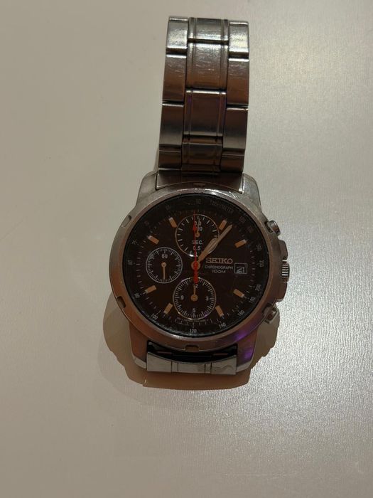 Zegarek Seiko srebrny