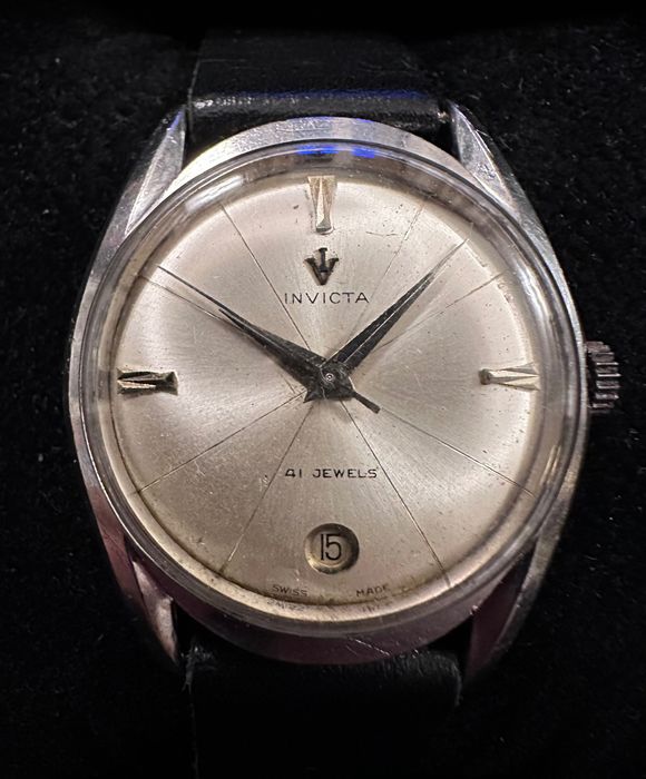 Vintage Invicta Swiss Automatic 41 Jewels, 34×35 mm, lata 50./60.