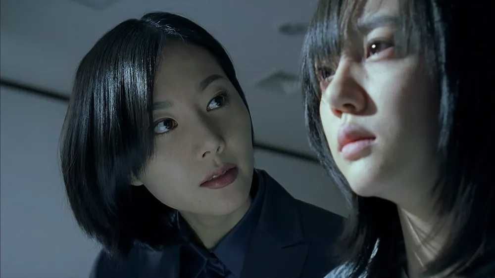 HISTÓRIA DE DUAS IRMÃS (Ji-woon Kim) Grande Prémio Fantasporto 2004