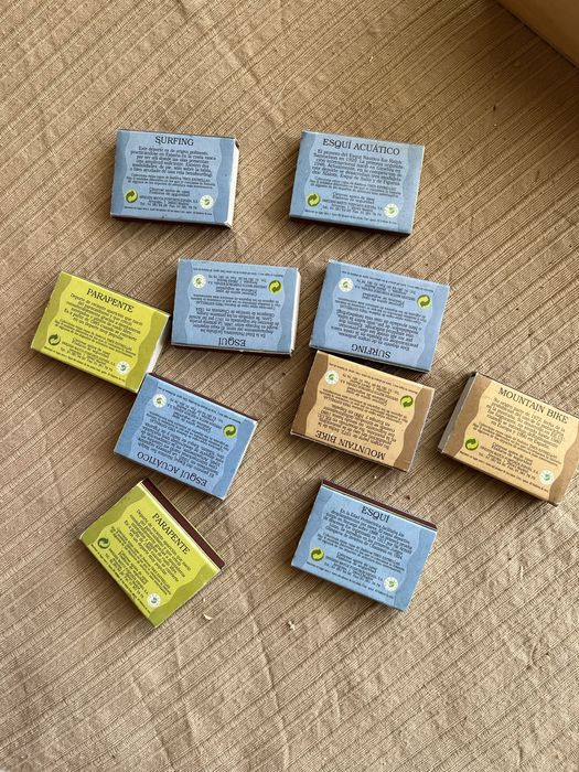 Vendo caixas fosforos para colecionadores e capa samsung nova