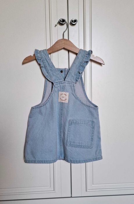 Nowa sukienka jeansowa ogrodniczka denim 92 dziewczęca szelki jbc