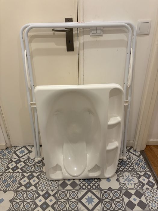 Banheira com trocador