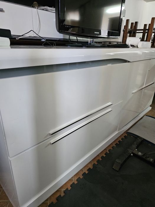 Aparador de sala branco