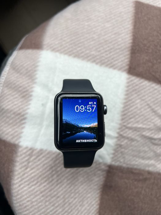 Apple watch 3 series, 42 mm.