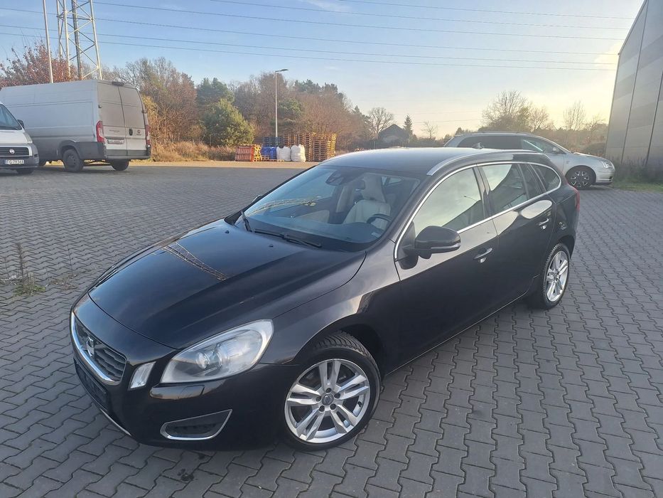 Volvo V60