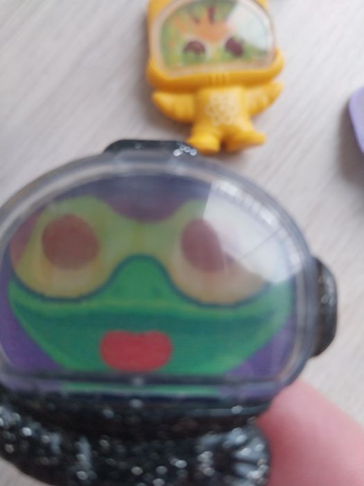 10 figurek Milka Secret Box z mrugającymi oczami