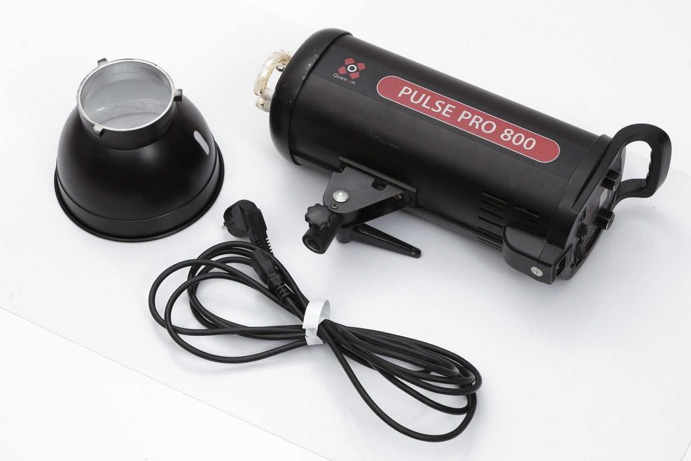 Lampa błyskowa studyjna Quantuum Quadralite Pulse pro 800 1