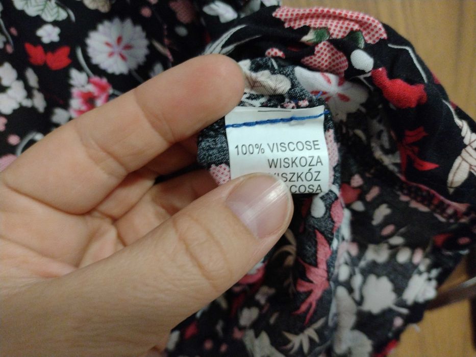 Bluzka M /L kwiatowa z wiązaniem na dekolcie