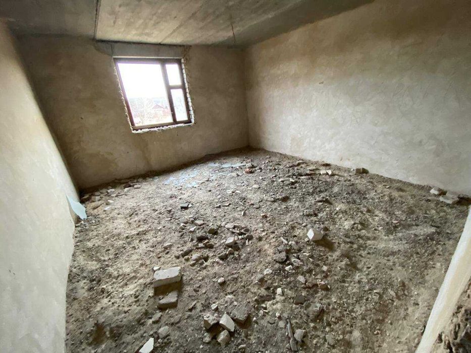 Продаж будинку - коробки біля Блакитного озера в Могилівці!