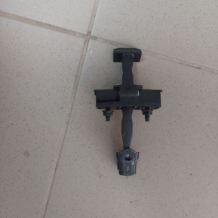 Дверна карта обшивка задня ліві Tesla Model 3  обшивка дверей  Тесла