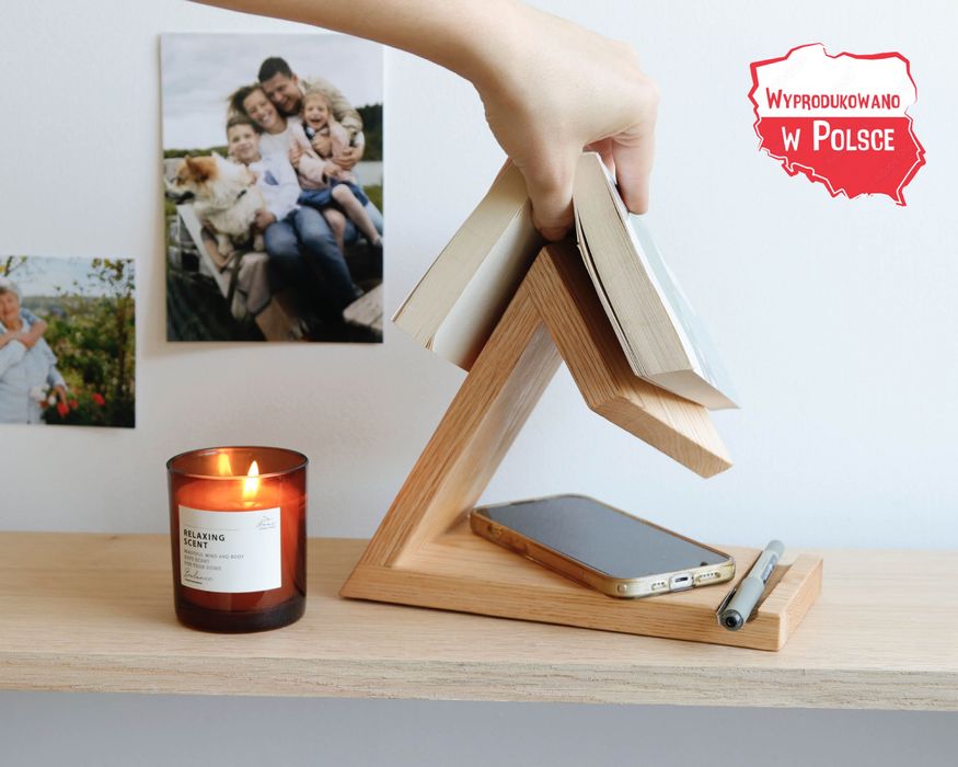 Dębowy stojak na książki, drewniana podstawka