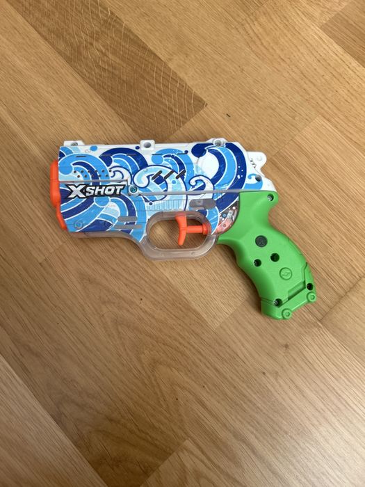 Водний Пістолет