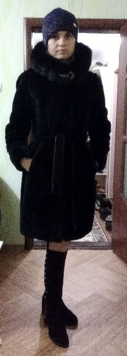 Шуба натуральна з мутона та норки