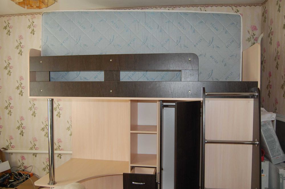 Продам дитяче ліжко горище