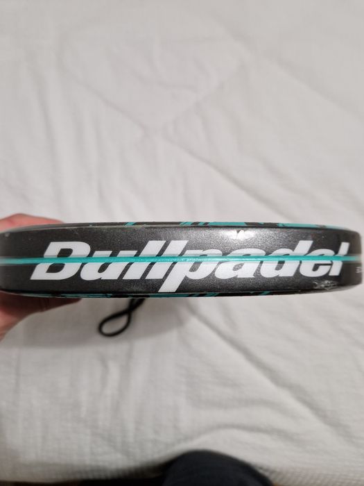 Raquete padel - Bullpadel Ionic Light