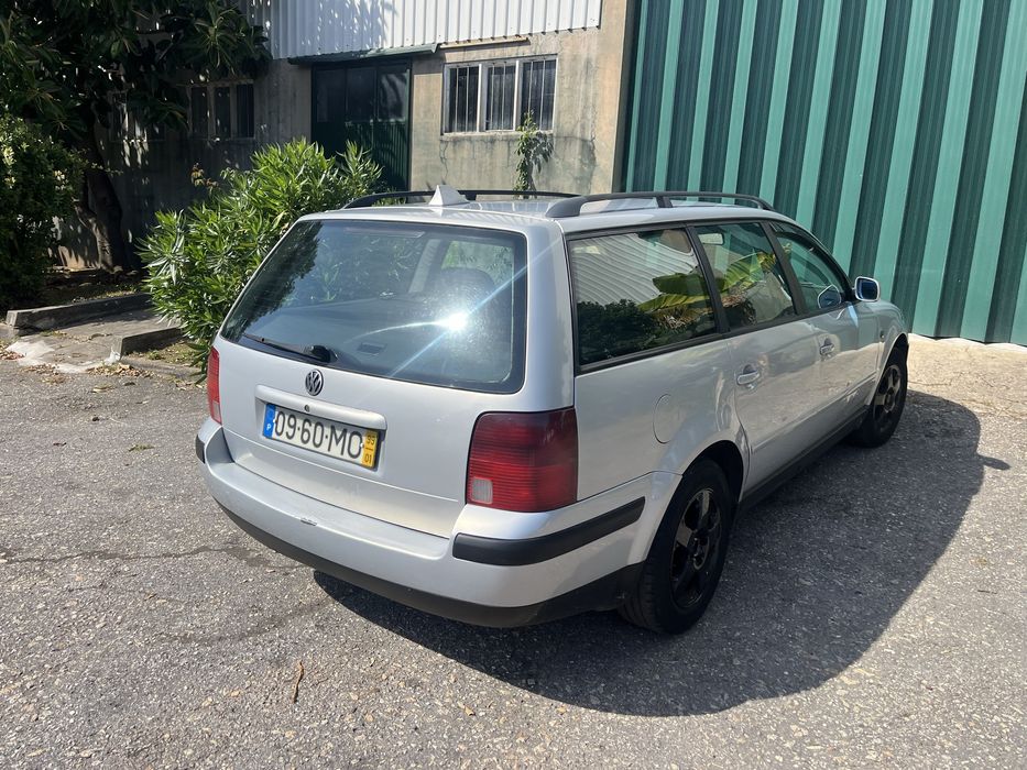 VW passat B 5 TDI 110 CV Ano 1999