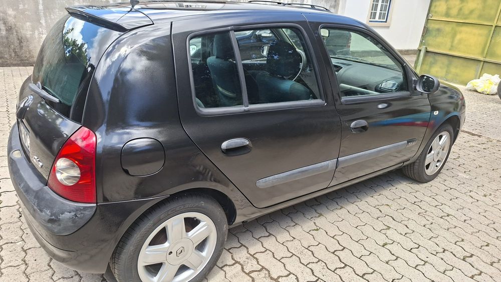 Renault Clio II 1.2 16v Billabong  75 cv – 5 Portas