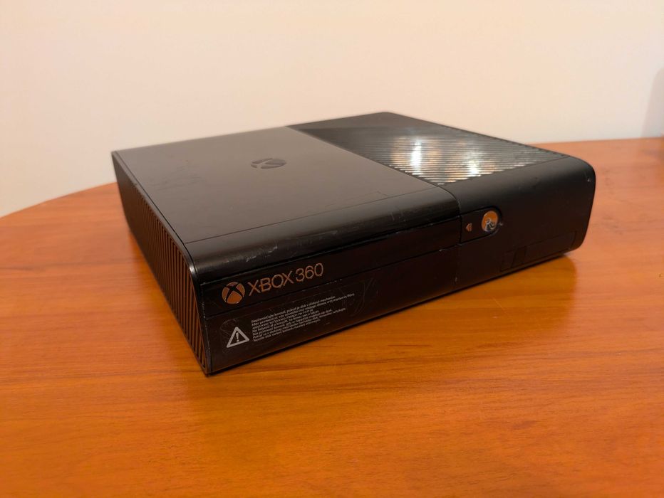 Microsoft   Xbox 360 model 1538