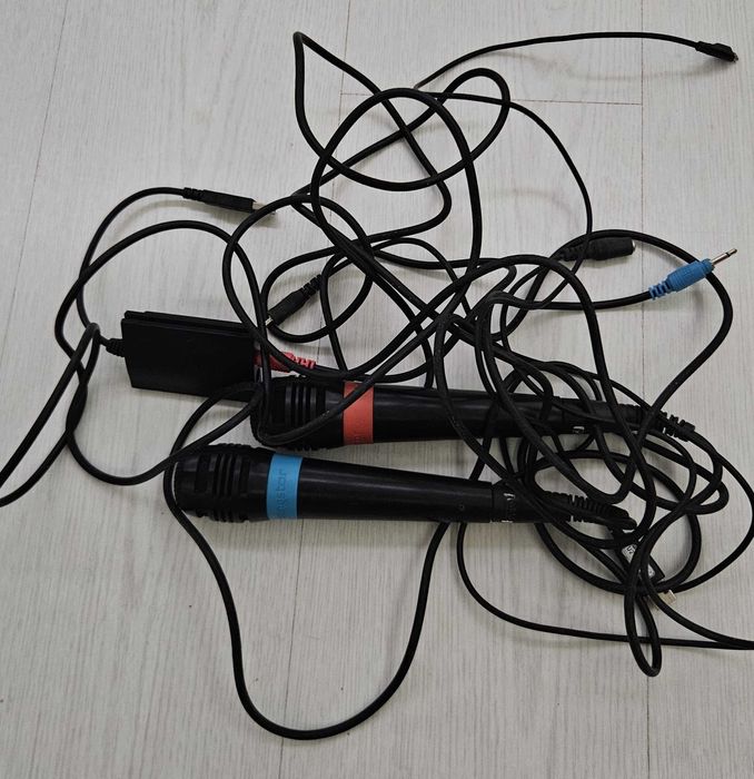 Jogo Singstar PS3 + microfones