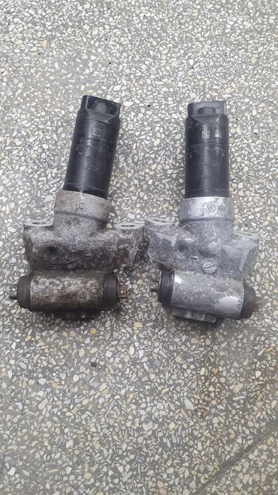 Моторчик ручняка на Volkswagen Touareg