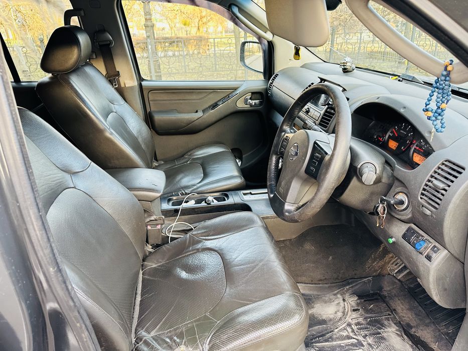 Продам Nissan Navara D40 4x4 2.5 TDI Пикап на боевом ходу Срочно