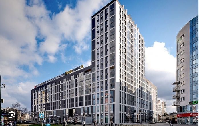 Miejsce parkingowe do wynajęcia – ul. Grochowska 207