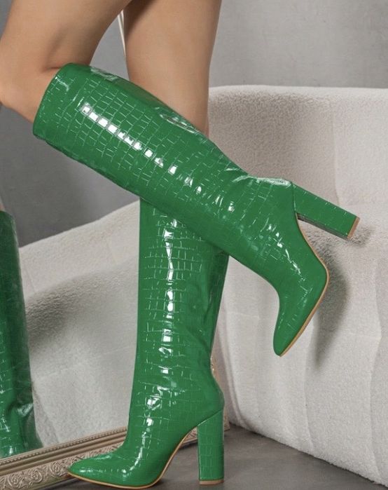 Kozaki wiosenne na słupku 37 skóra węża