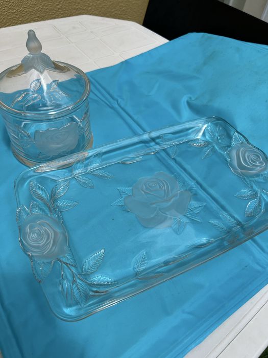 Travessa e bomboneira