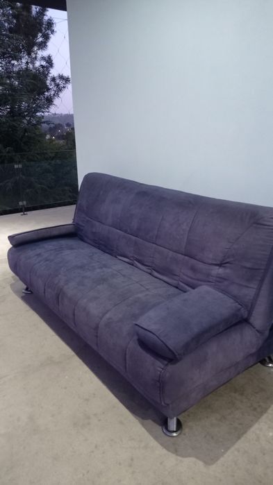 Sofá / Cama  (azul escuro)