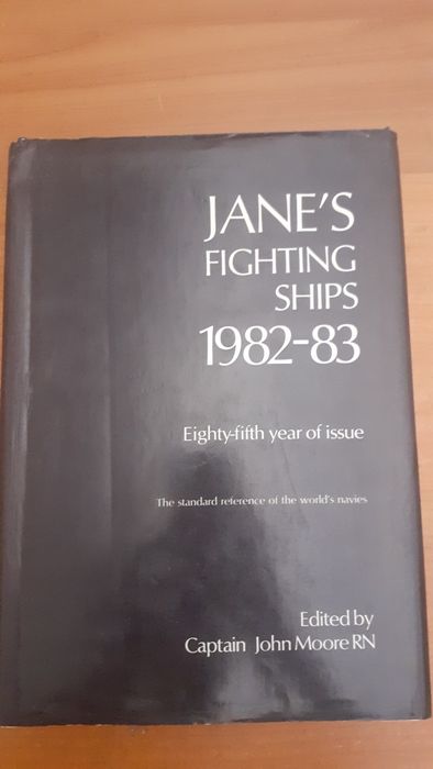 Jane's Fighting ships / British defence equipement catalogue