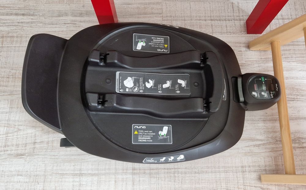 Conjunto ovo + cadeira auto NUNA