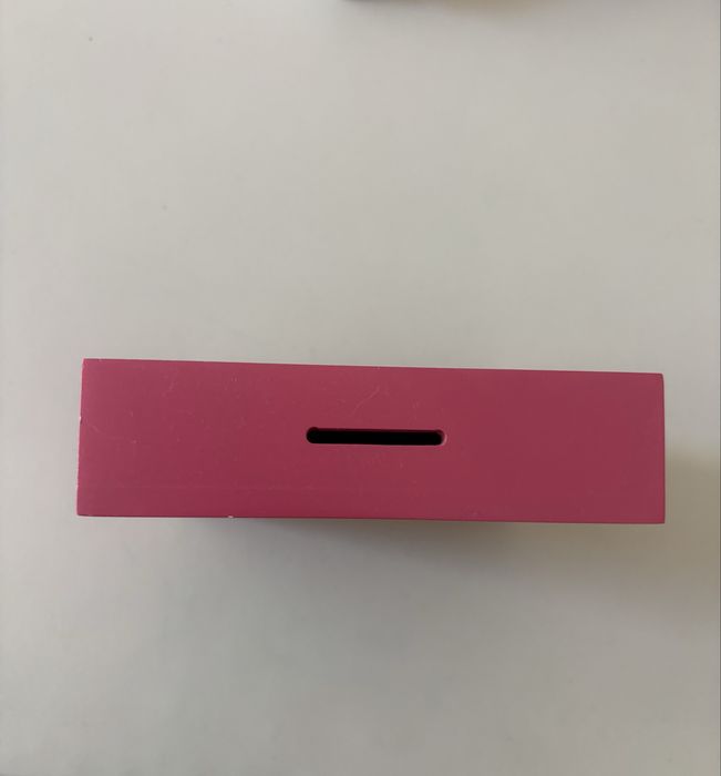 mealheiro cor de rosa