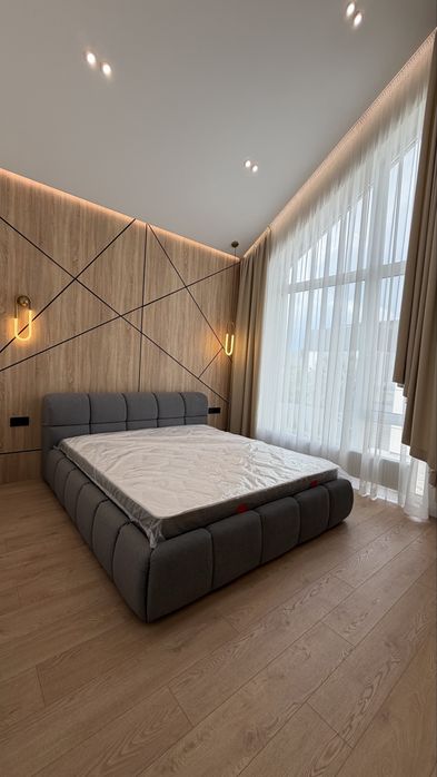 Продам ТАУНХАУС з ремонтом біля метро ОСОКОРКИ ‼️
