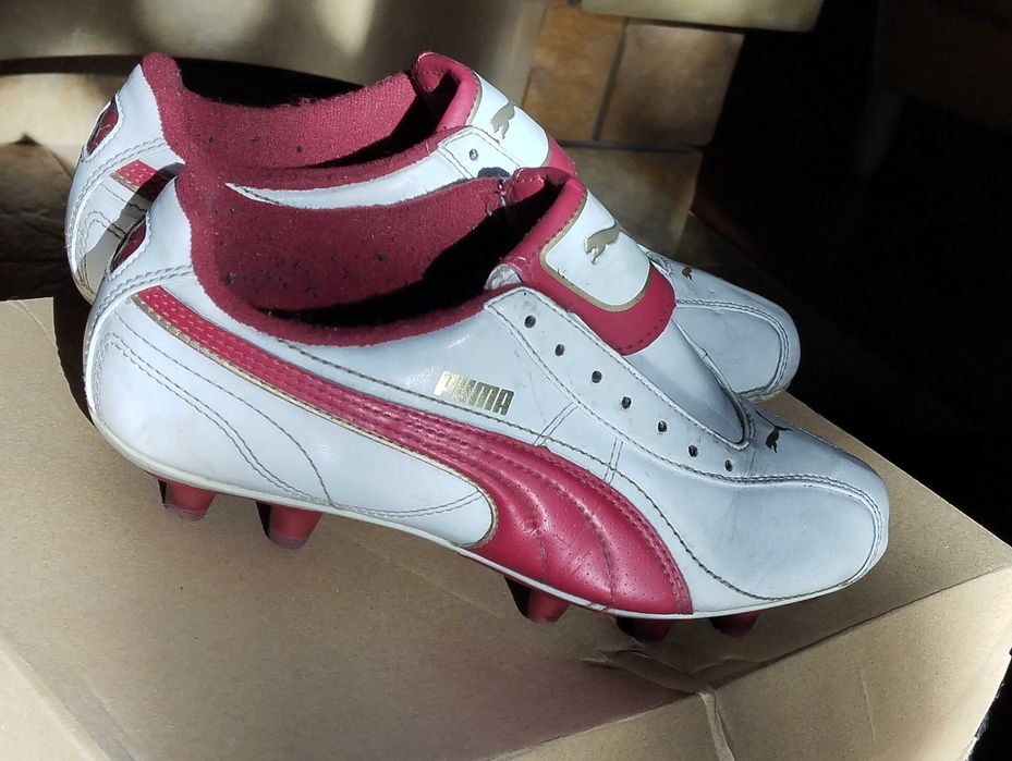 Buty piłkarskie, korki Puma roz. 37,5