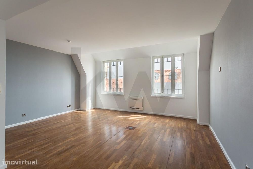 Arrenda-se Escritório no Edifício Espaço Chiado | Vista Rio | Rua Mise