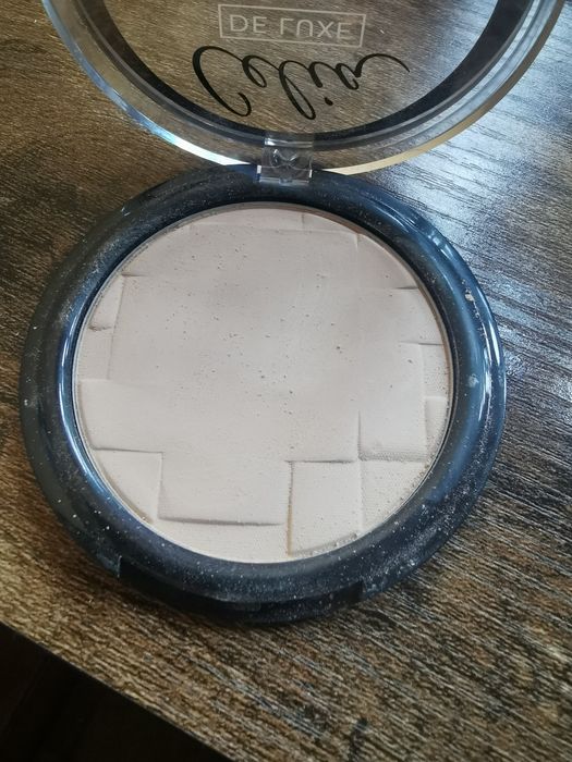 Celia puder prasowany Natural beige