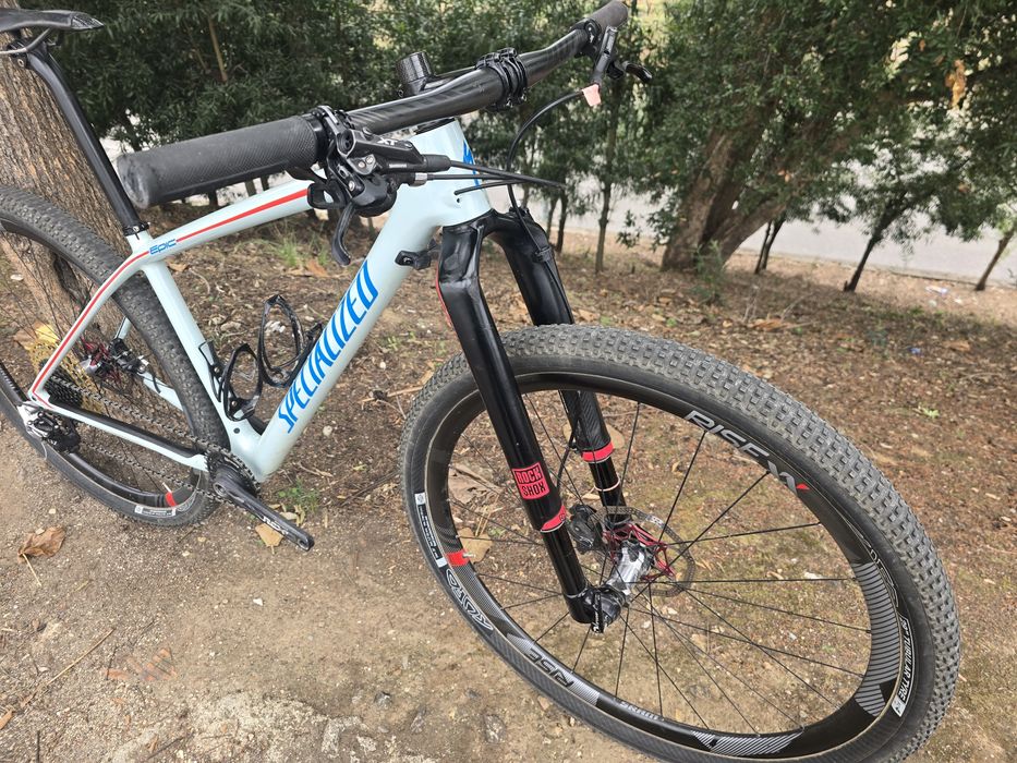 Specialized epic 29 9.2kg com rodas carbono