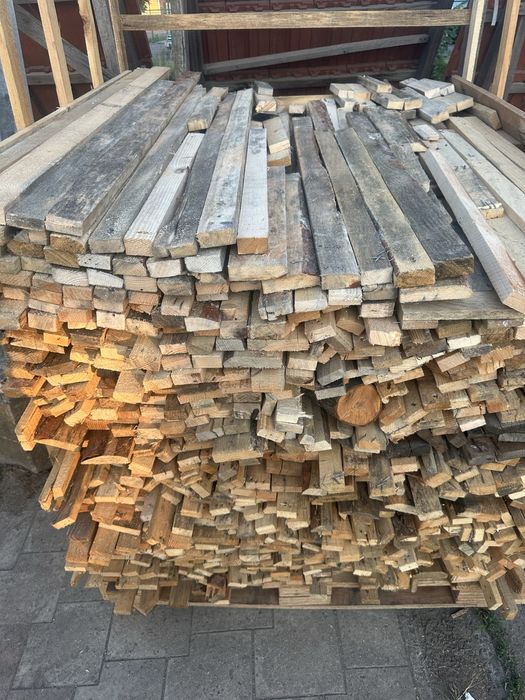 Продам дрова  (смерека).Ціна   850грн./м.куб.